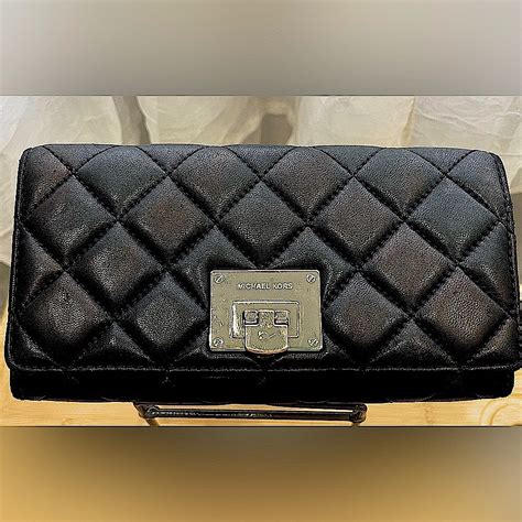 michael kors astrid quilted wallet|Michael Kors Astrid Quilt Leather Carryall Wallet (Black/Gold).